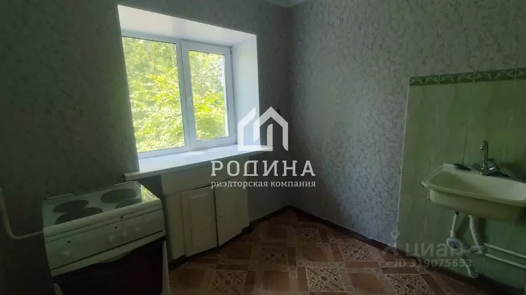 3-к кв. Хабаровский край, Комсомольск-на-Амуре ул. Розы Люксембург, 28 ... - Фото 0