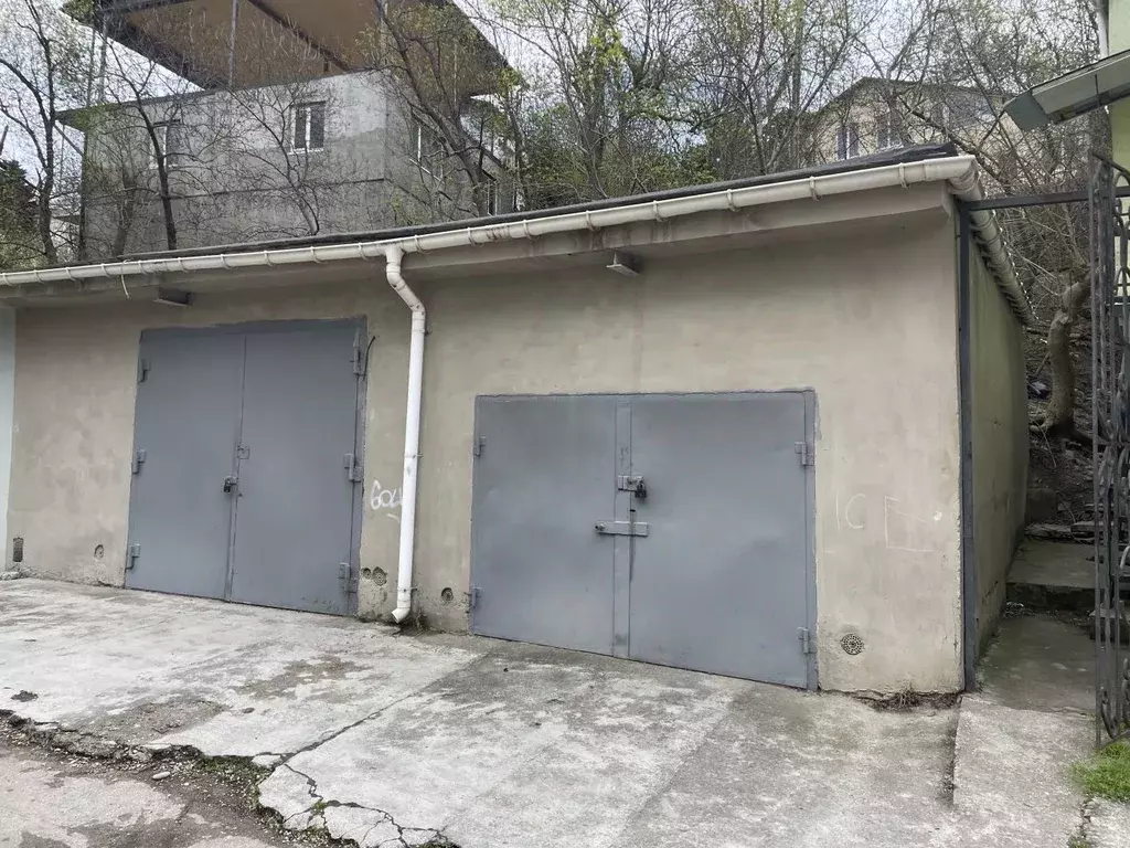 Участок в Крым, Ялта ул. Красноармейский въезд, 8 (4.4 сот.) - Фото 0