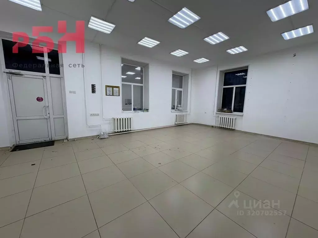 Помещение свободного назначения в Башкортостан, Нефтекамск ул. Ленина, ... - Фото 1