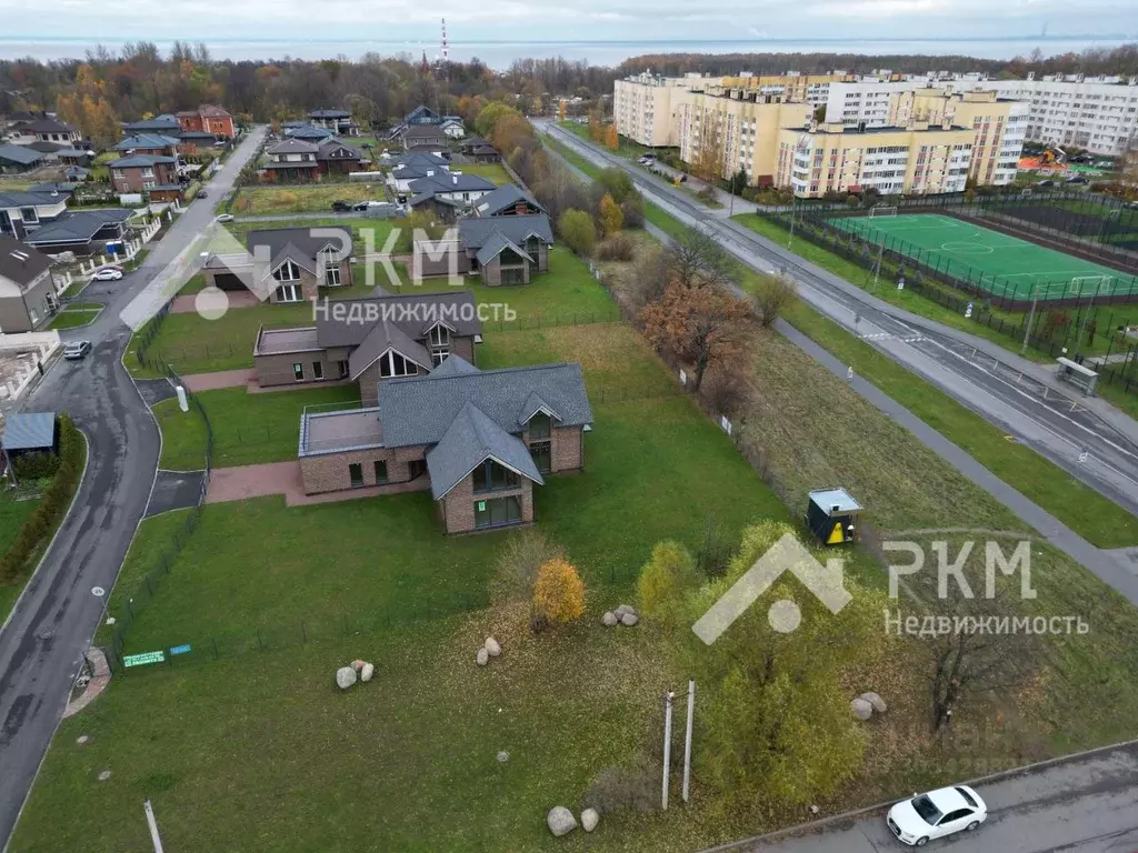 Коттедж в Санкт-Петербург, Санкт-Петербург, Петергоф Сад Времени жилой ... - Фото 1