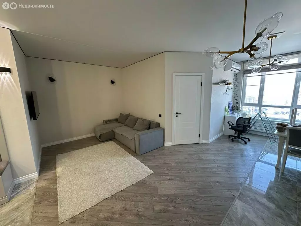 Квартира-студия: Махачкала, улица Эльзы Ибрагимовой, 27А (52 м) - Фото 1