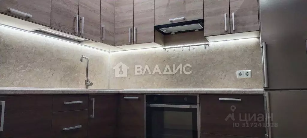 4-к кв. Белгородская область, Белгород ул. Буденного, 6 (90.0 м) - Фото 1