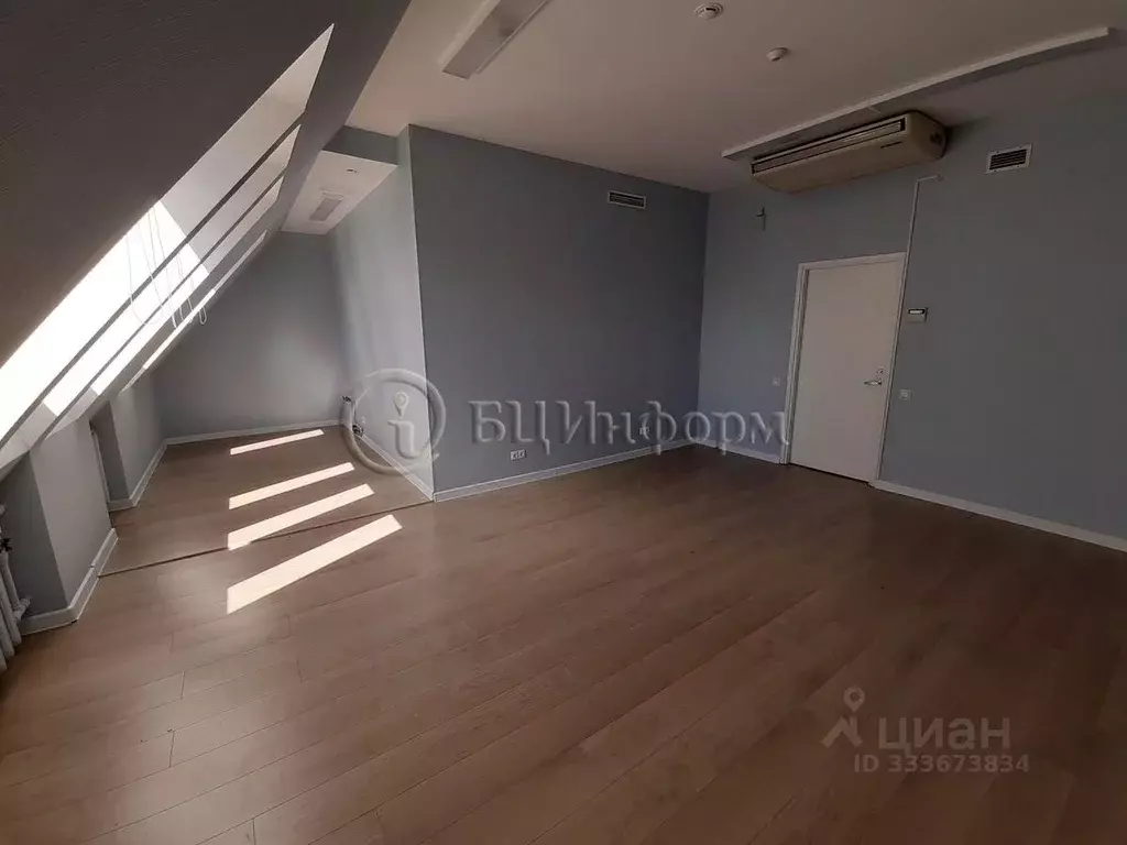 Офис в Санкт-Петербург 7-я Васильевского острова линия, 44 (30 м) - Фото 2