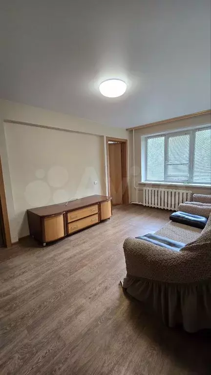 4-к. квартира, 58 м, 2/5 эт. - Фото 1