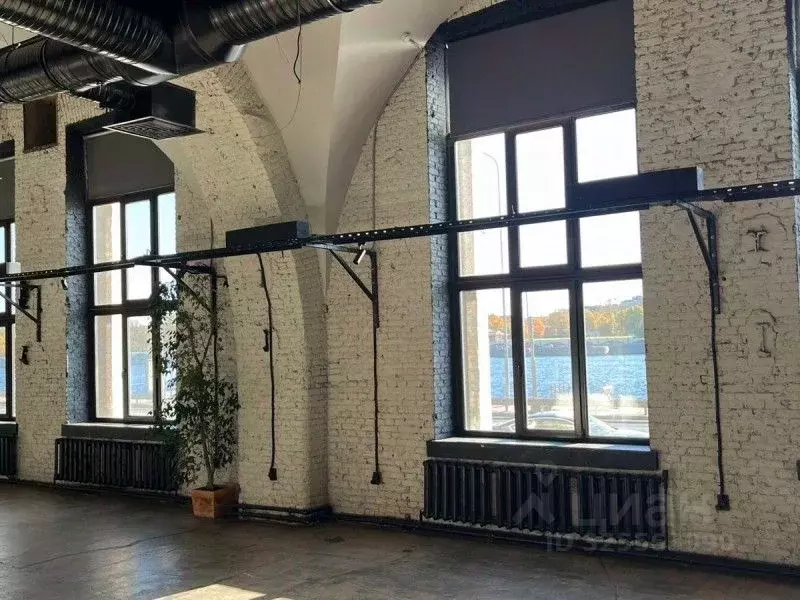 Торговая площадь в Санкт-Петербург ул. Комсомола, 2 (1146 м) - Фото 2