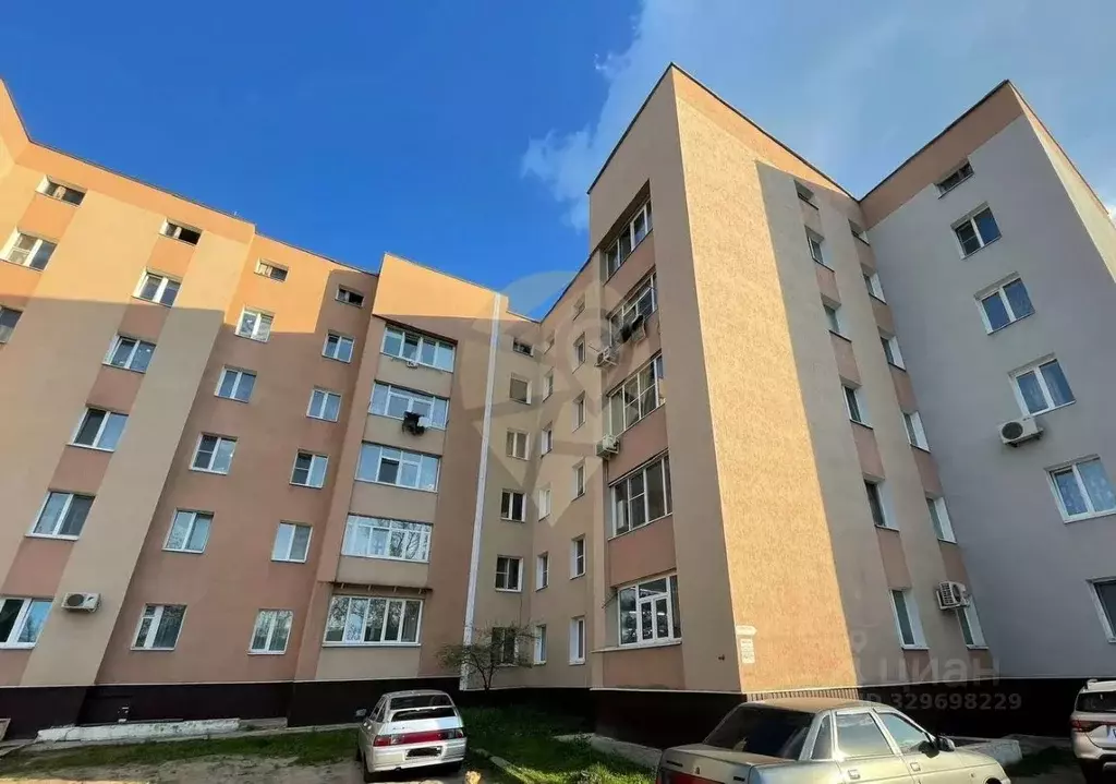 3-к кв. Белгородская область, Старый Оскол Стадионный пер., 2 (73.3 м) - Фото 1
