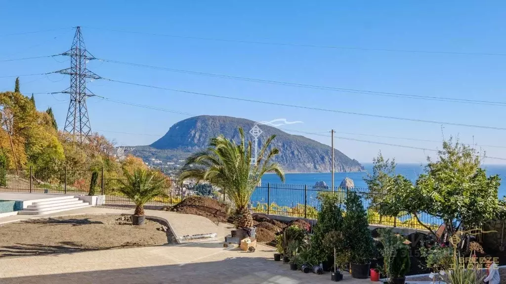 Дом в Крым, Ялта муниципальный округ, пос. Даниловка ул. Красная, 13 ... - Фото 1