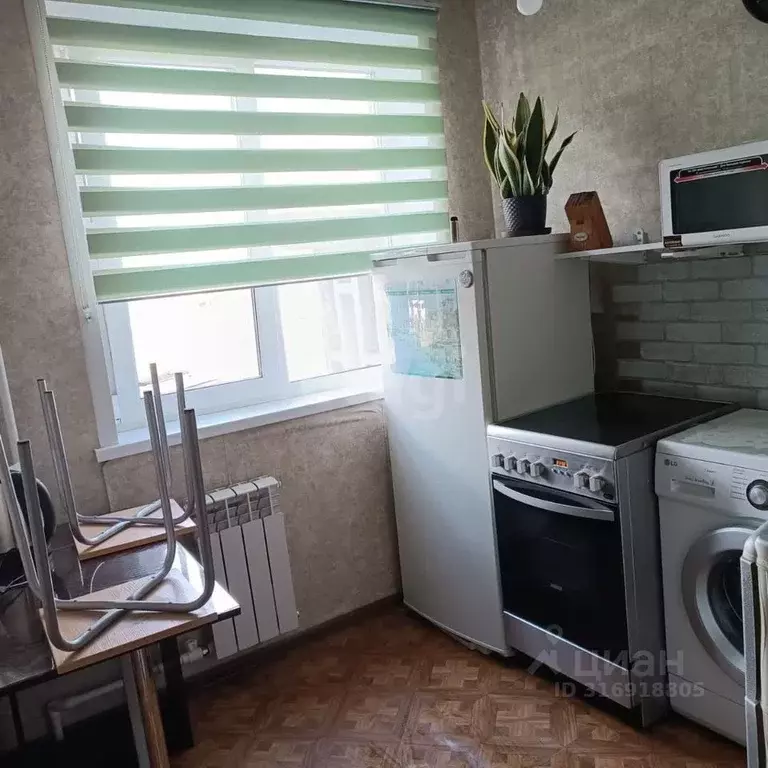 2-к кв. Кемеровская область, Междуреченск ул. Юности, 14 (47.4 м) - Фото 1
