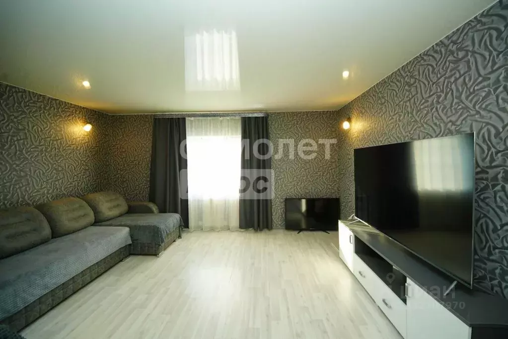 Дом в Омская область, Омск СОСН Птицевод-2 тер.,  (100 м) - Фото 1