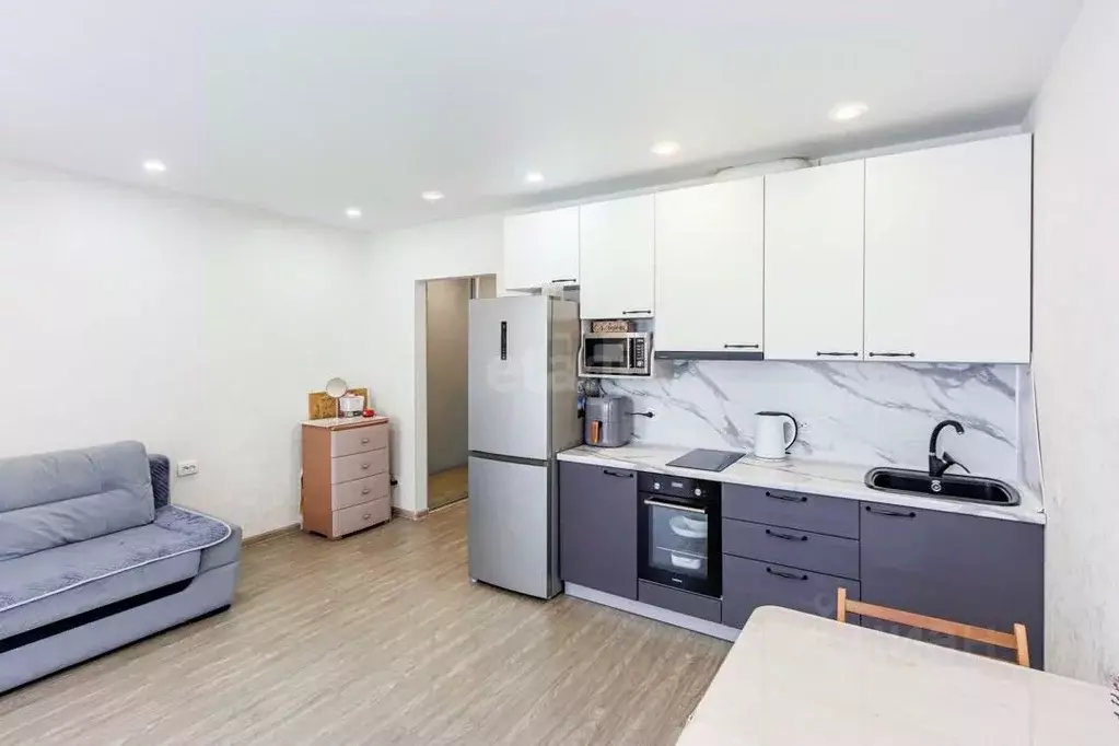 Студия Тюменская область, Тюмень ул. Обдорская, 1 (26.6 м) - Фото 1