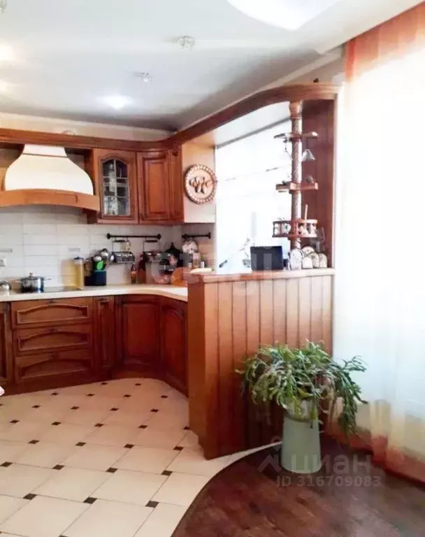 4-к кв. Забайкальский край, Чита ул. Журавлева, 16 (107.5 м) - Фото 0