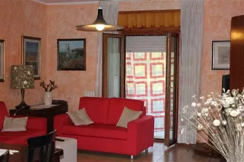 Superb 2 Bedroom Apartment in Cosenza Italy - Фото 1