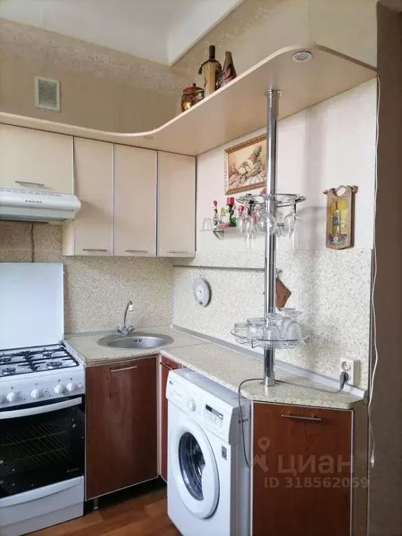 1-к кв. Нижегородская область, Нижний Новгород ул. Краснодонцев, 7 ... - Фото 0