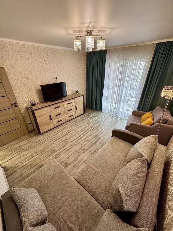 1-к кв. Калининградская область, Калининград Октябрьская ул., 57 (45.0 ... - Фото 1