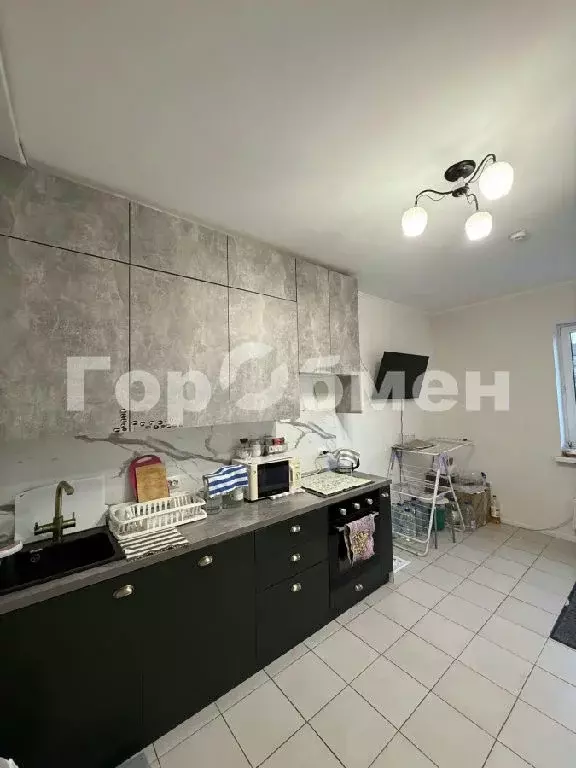 Продается 2-комнатная квартира - Фото 1