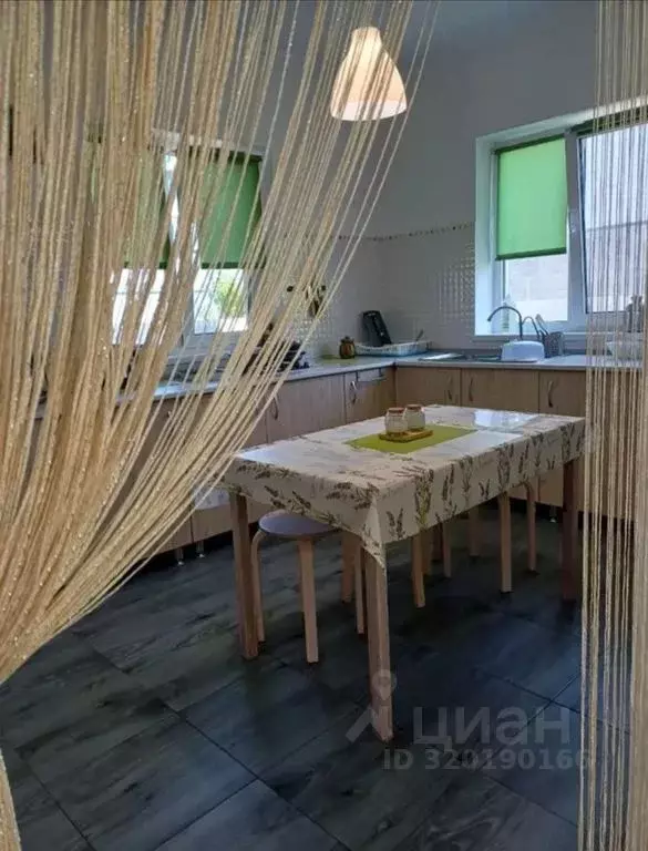 Дом в Краснодарский край, Геленджик городской округ, с. Дивноморское ... - Фото 1