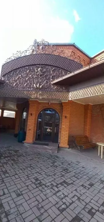 Дом в Краснодарский край, Белореченск Красная ул. (280 м) - Фото 1