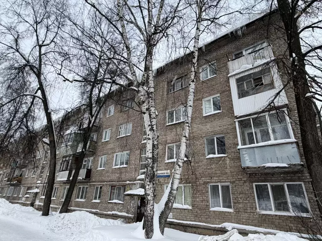 Комната Удмуртия, Ижевск ул. Ключевой Поселок, 55А (12.5 м) - Фото 1