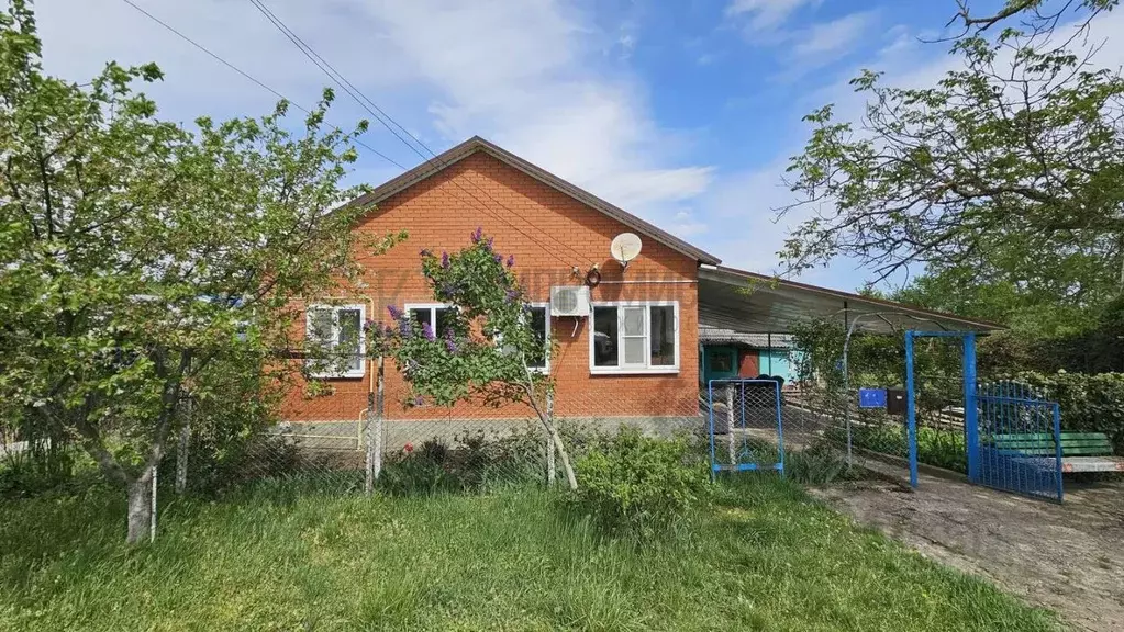Дом в Краснодарский край, Северский район, Ильское городское ... - Фото 0