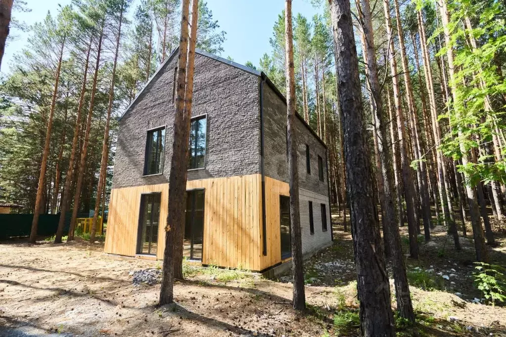 Дом в Томская область, Томский район, Зоркальцевское с/пос, пос. ... - Фото 2