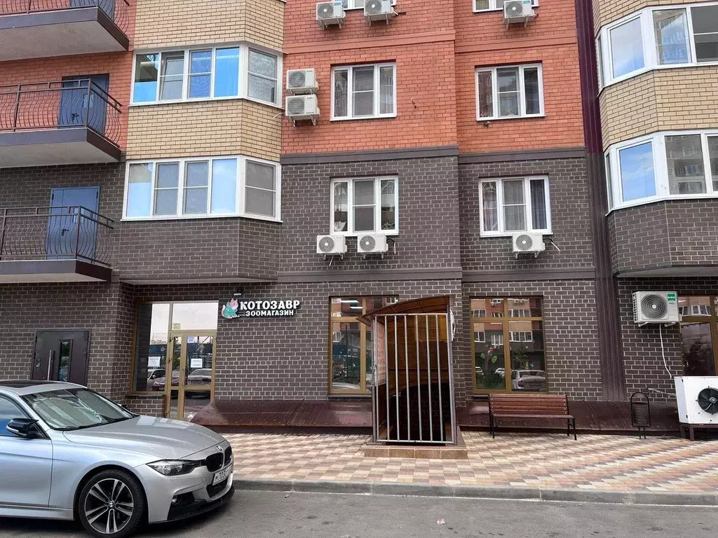 Торговая площадь в Краснодарский край, Краснодар ул. Им. Героя Яцкова ... - Фото 1