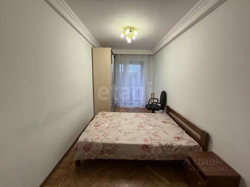 2-к кв. Крым, Симферополь бул. Ивана Франко (46.0 м) - Фото 1