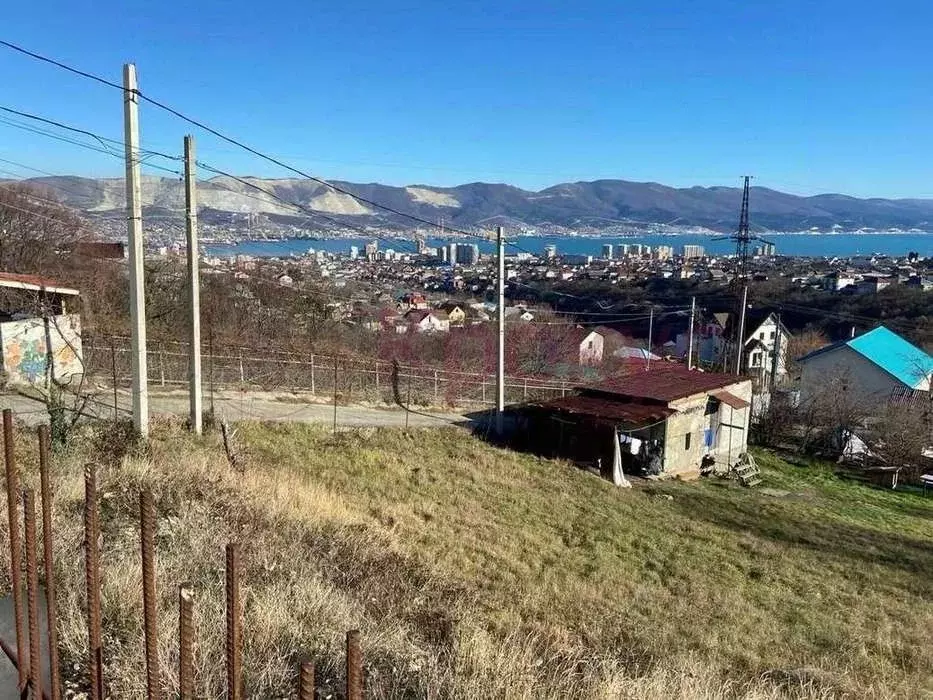 Участок в Краснодарский край, Новороссийск ул. Апрельская (9.64 сот.) - Фото 1