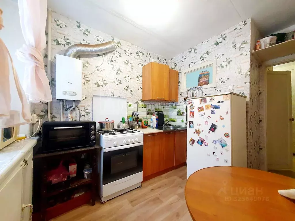 1-к кв. Владимирская область, Ковров ул. Космонавтов, 12 (31.0 м) - Фото 0