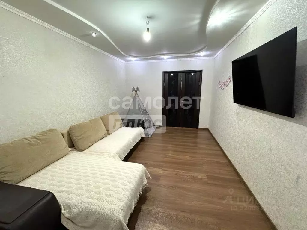 2-к кв. Калмыкия, Элиста 7-й мкр, 5к4 (55.1 м) - Фото 1