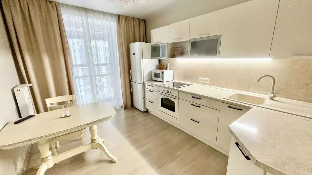 2-к кв. Тюменская область, Тюмень Полевая ул., 105к3 (64.0 м) - Фото 1