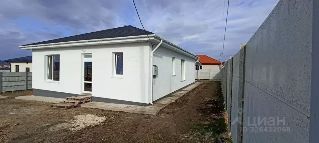 Дом в Крым, Симферопольский район, с. Доброе ул. Йилдыз, 59 (131 м) - Фото 1