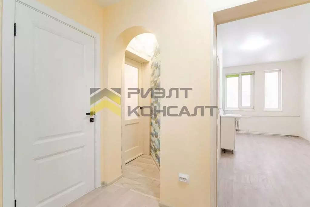 3-к кв. Омская область, Омск ул. 20 лет РККА, 200 (55.0 м) - Фото 1