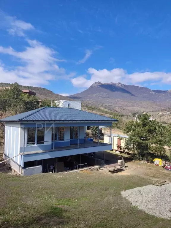 Участок в Крым, Алушта муниципальный округ, пос. Семидворье ул. ... - Фото 1