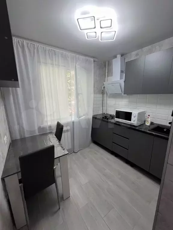 1-к. квартира, 35 м, 1/5 эт. - Фото 1