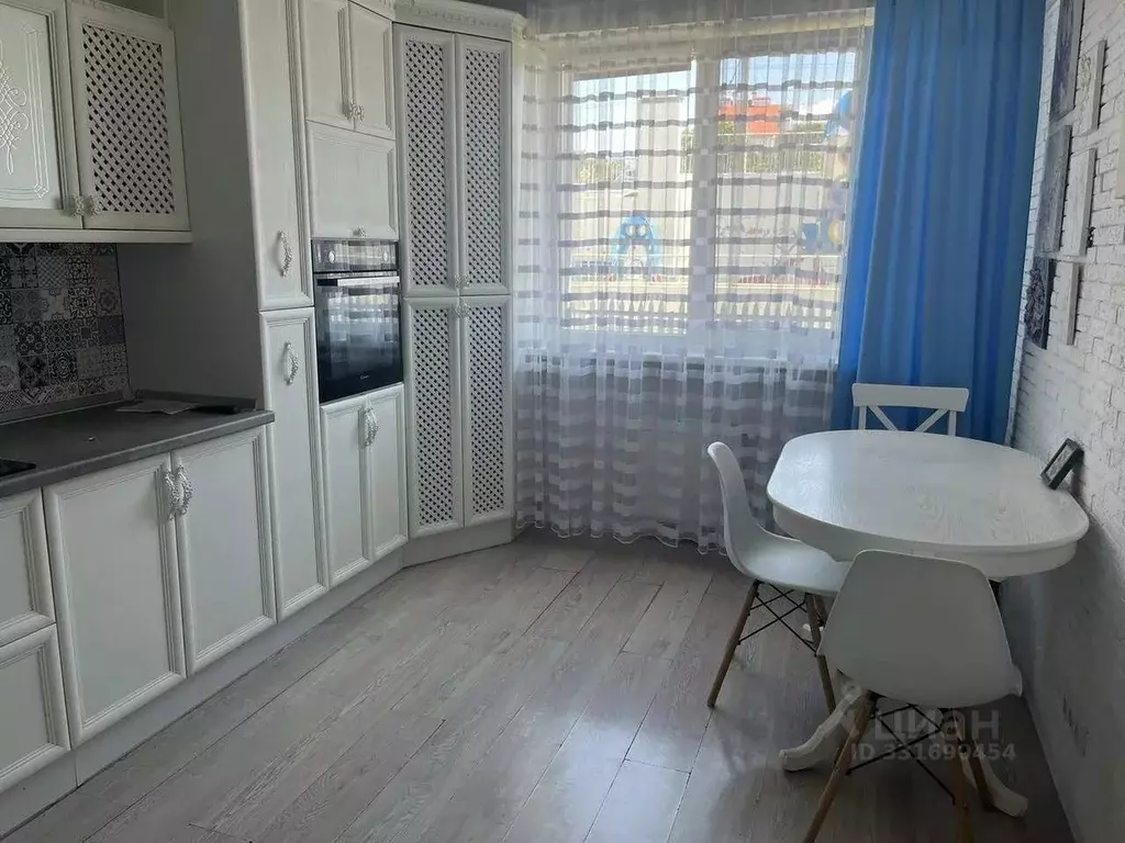 3-к кв. Севастополь ул. Руднева, 15 (69.4 м) - Фото 1