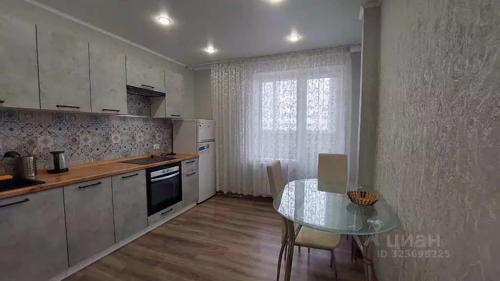 1-к кв. Брянская область, Брянск Белобережская ул., 26А (37.0 м) - Фото 2