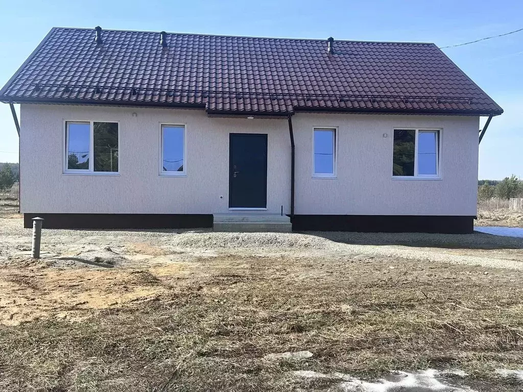 Дом в Свердловская область, Белоярский пгт ул. Фабричная, 2 (97 м) - Фото 1