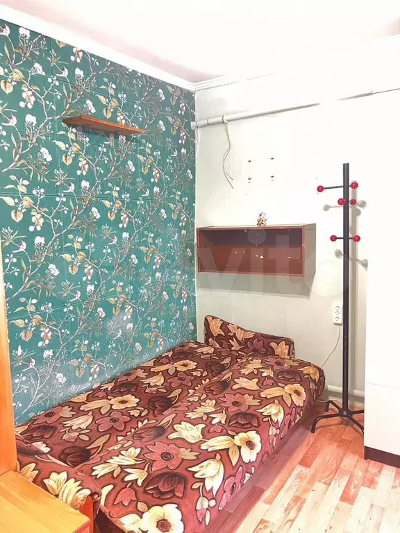 Комната 15 м в 7-к., 1/2 эт. - Фото 1