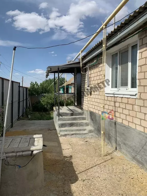 Дом в Калмыкия, Целинный район, с. Вознесеновка ул. Гермашева, 64 (107 ... - Фото 2