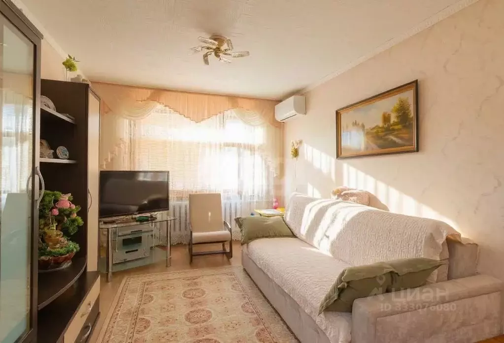 3-к кв. Тюменская область, Тюмень Камчатская ул., 50 (65.0 м) - Фото 1