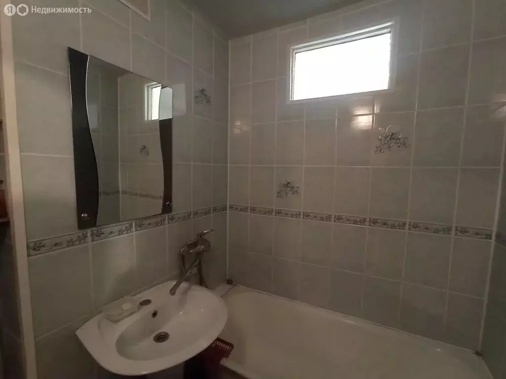 2-комнатная квартира: Уфа, проспект Октября, 37/2 (42.2 м) - Фото 1