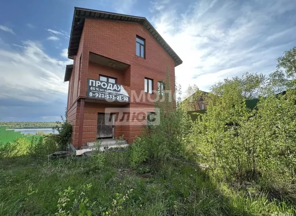 Дом в Вологодская область, Череповец Волгучинская ул. (352 м) - Фото 0
