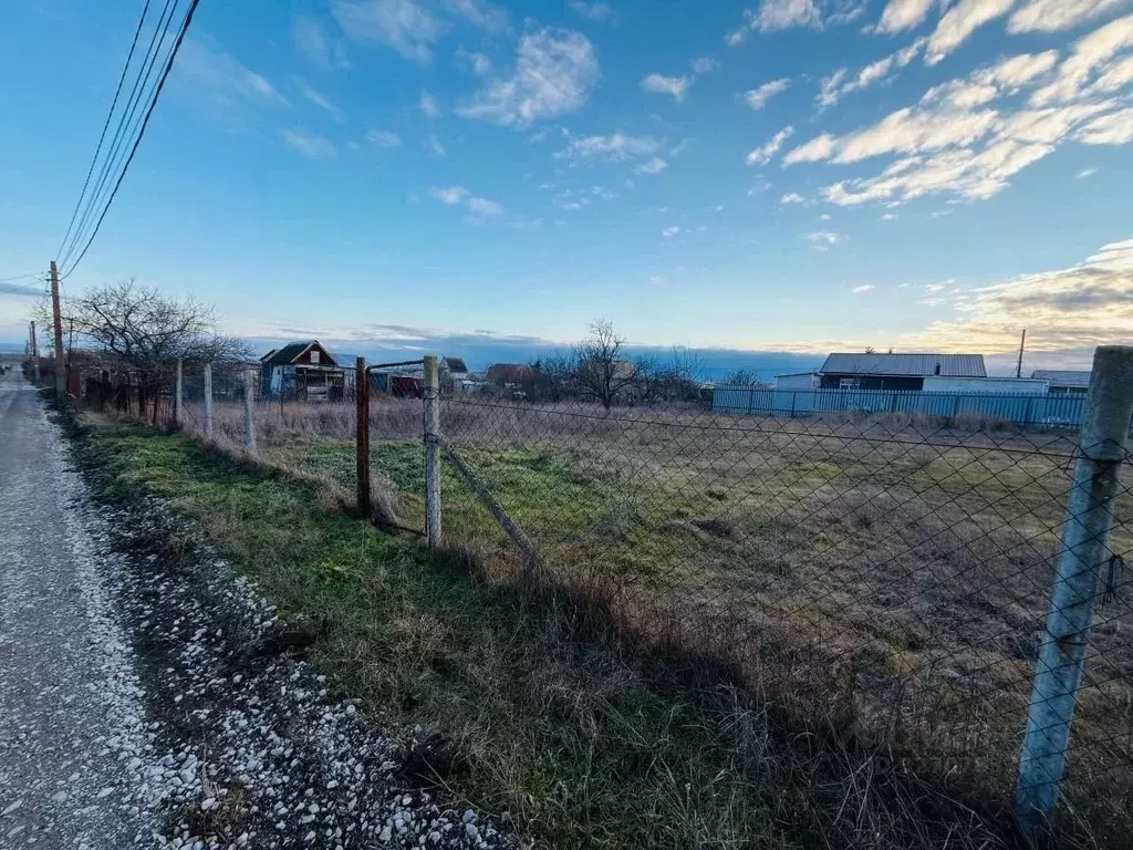Участок в Крым, Ленинский район, Калиновское с/пос, СВТ-3 Акташ СНТ ... - Фото 1