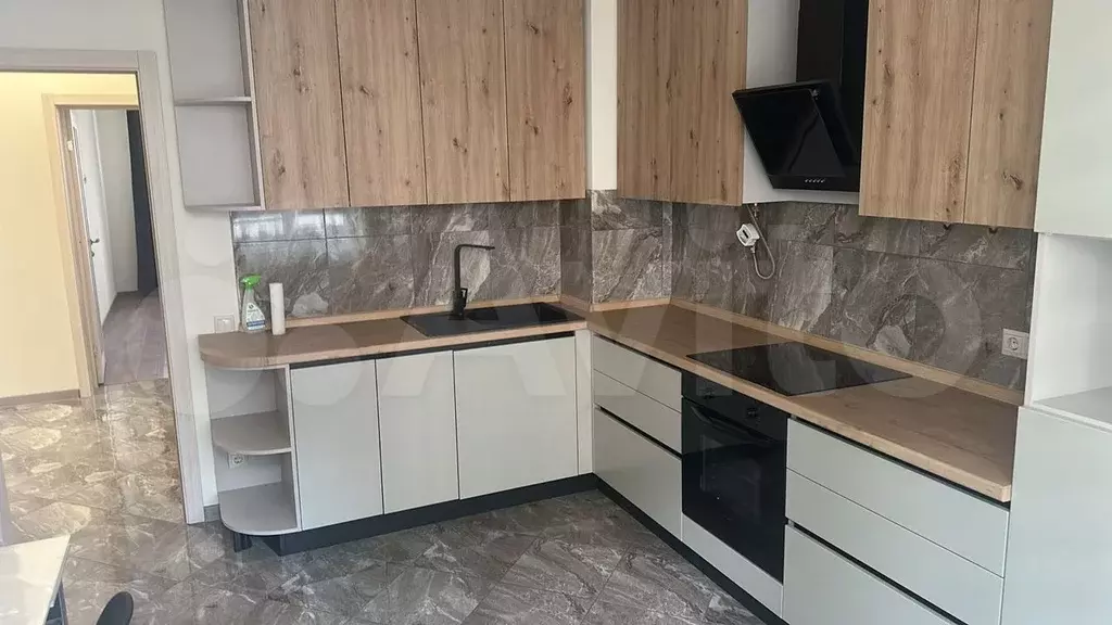 3-к. квартира, 87 м, 1/3 эт. - Фото 0