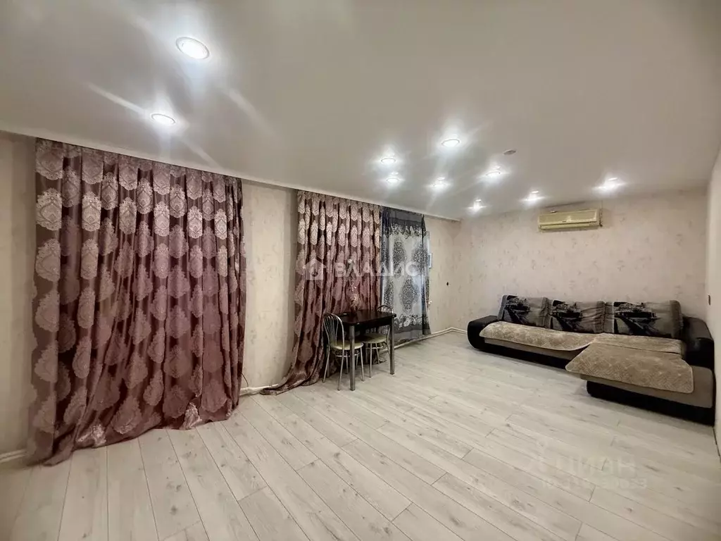 Дом в Волгоградская область, Волгоград Яблочная ул., 38/4А (120 м) - Фото 0