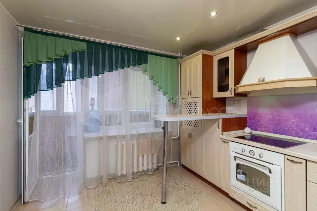 3-к кв. Тюменская область, Тюмень ул. Евгения Богдановича, 16 (87.4 м) - Фото 1