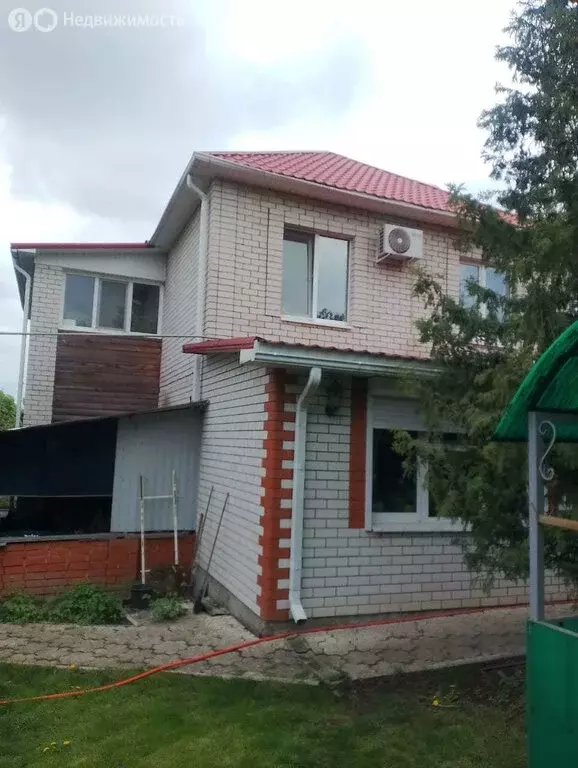 Дом в Белгород, улица Костюкова, 12А (215 м) - Фото 1