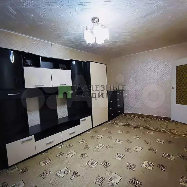 1-к. квартира, 38 м, 1/9 эт. - Фото 1