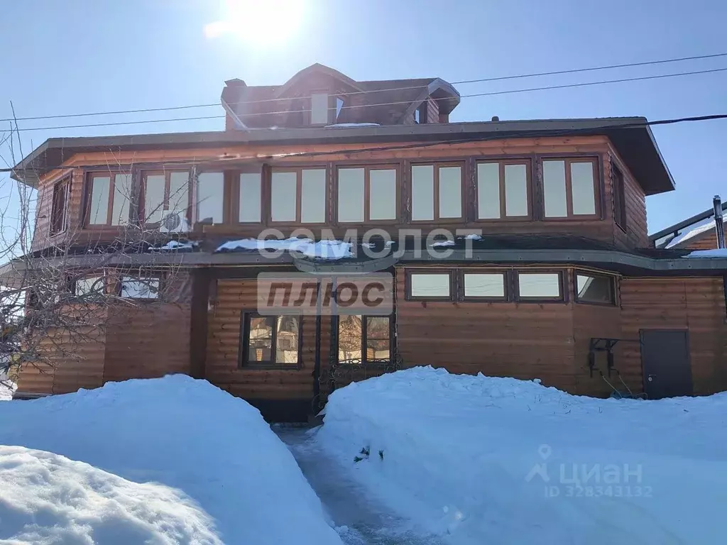 Дом в Марий Эл, Звениговский район, Кокшайское с/пос, с. Кокшайск ул. ... - Фото 1