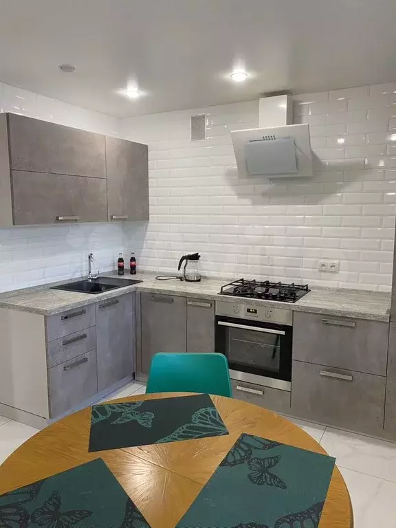 3-к. квартира, 70 м, 4/5 эт. - Фото 0